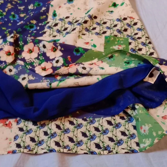 Floral Halter Dress by Fleur Bleu, Size 4 - Picture 7 of 9